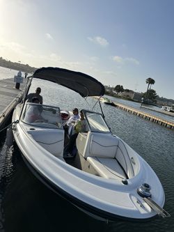 2006 Bayliner 215br
