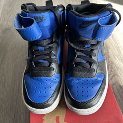 Nike Court Borough Mid 2 – Big Kids Size 3.5