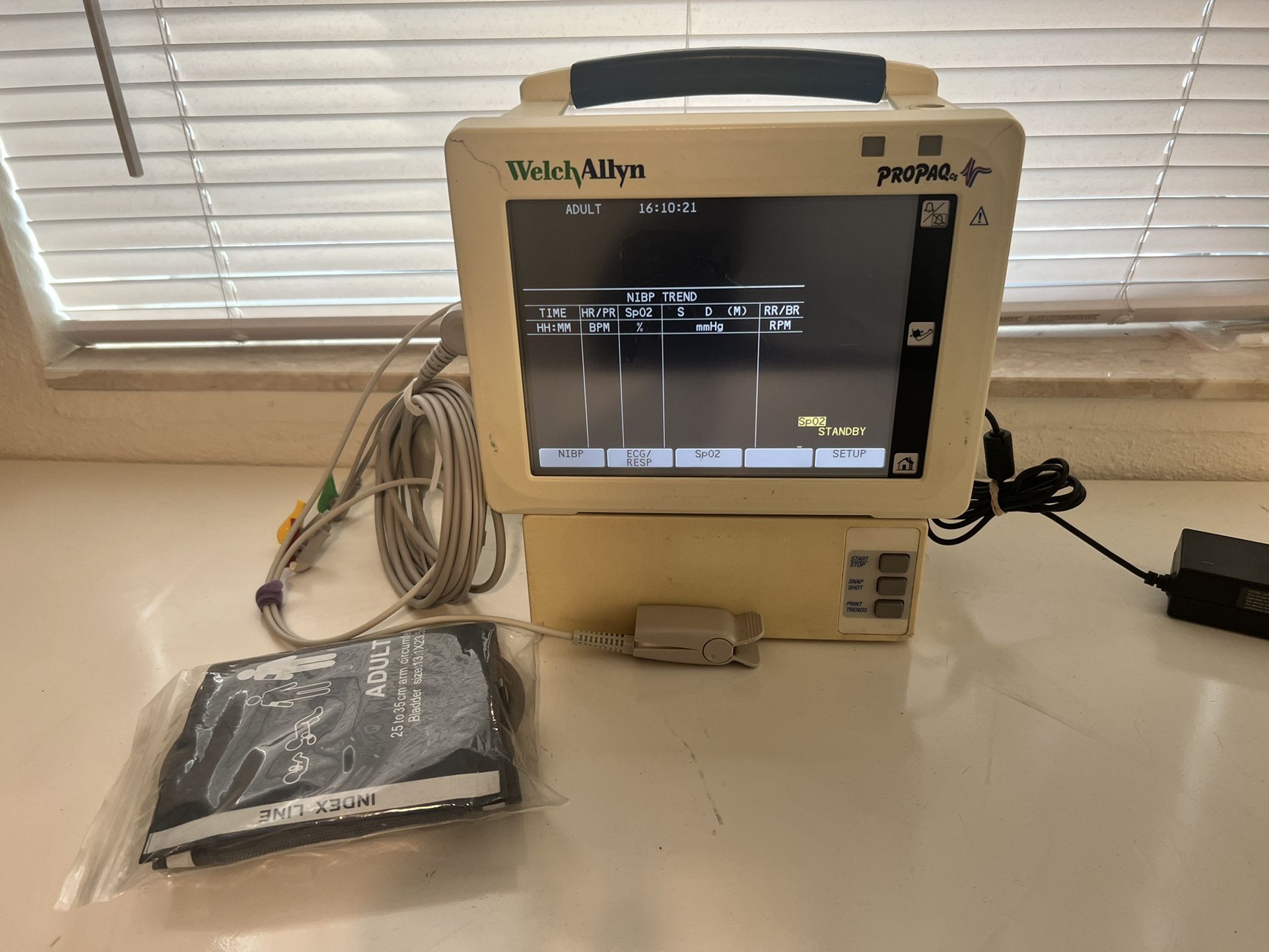Welch Allyn Propaq 242 Vital Signs Monitor