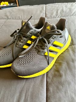 Adidas Ultraboost 5.0 DNA Running Shoes Black/Yellow FZ6259 Men's Size 9