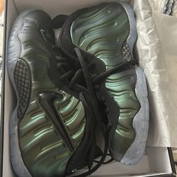 Pine green foams size 11