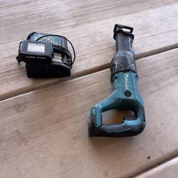 Makita Sawzall With Charger And Battery 
