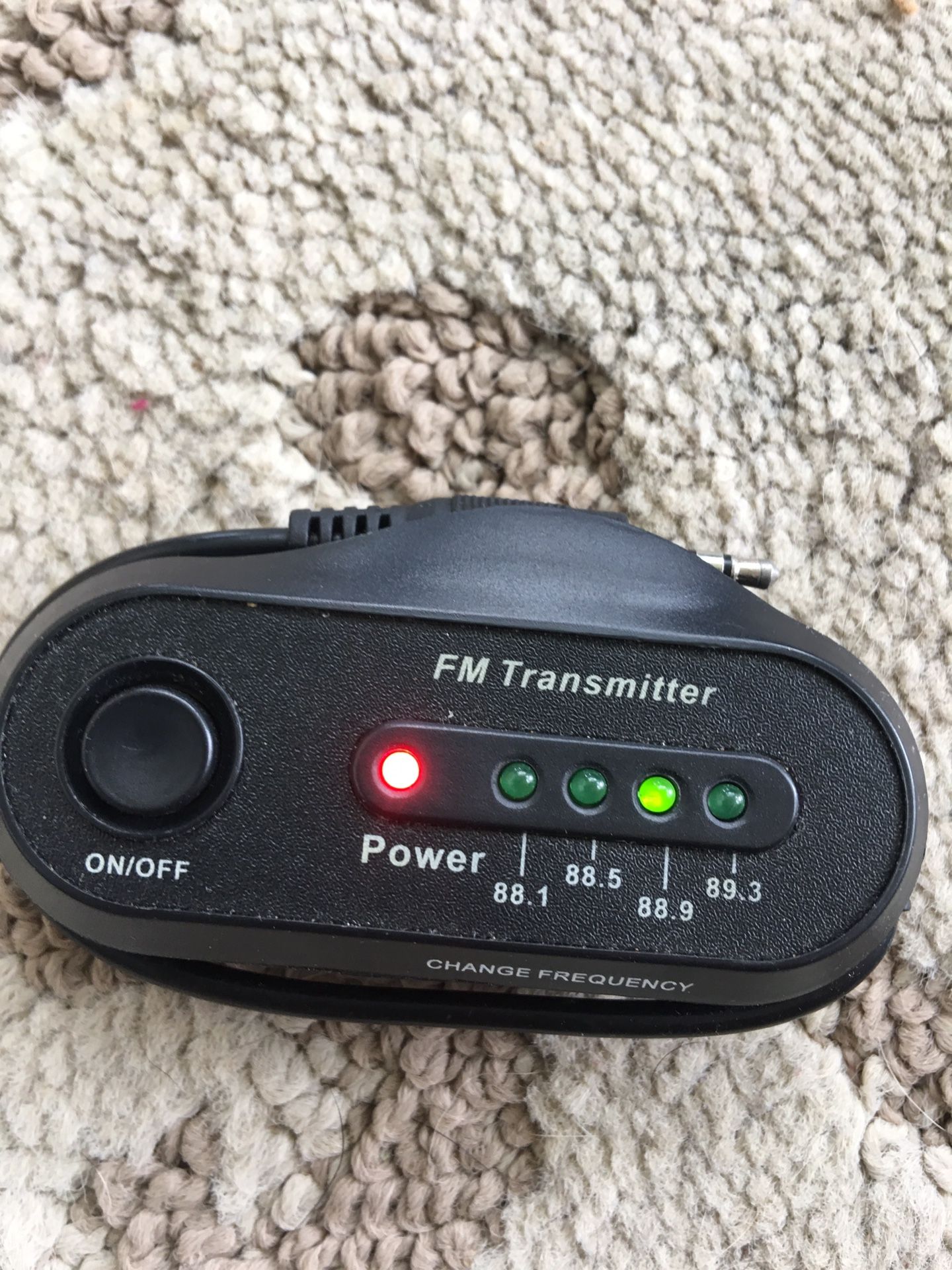 Wireless FM Transmitter Model No: F2516