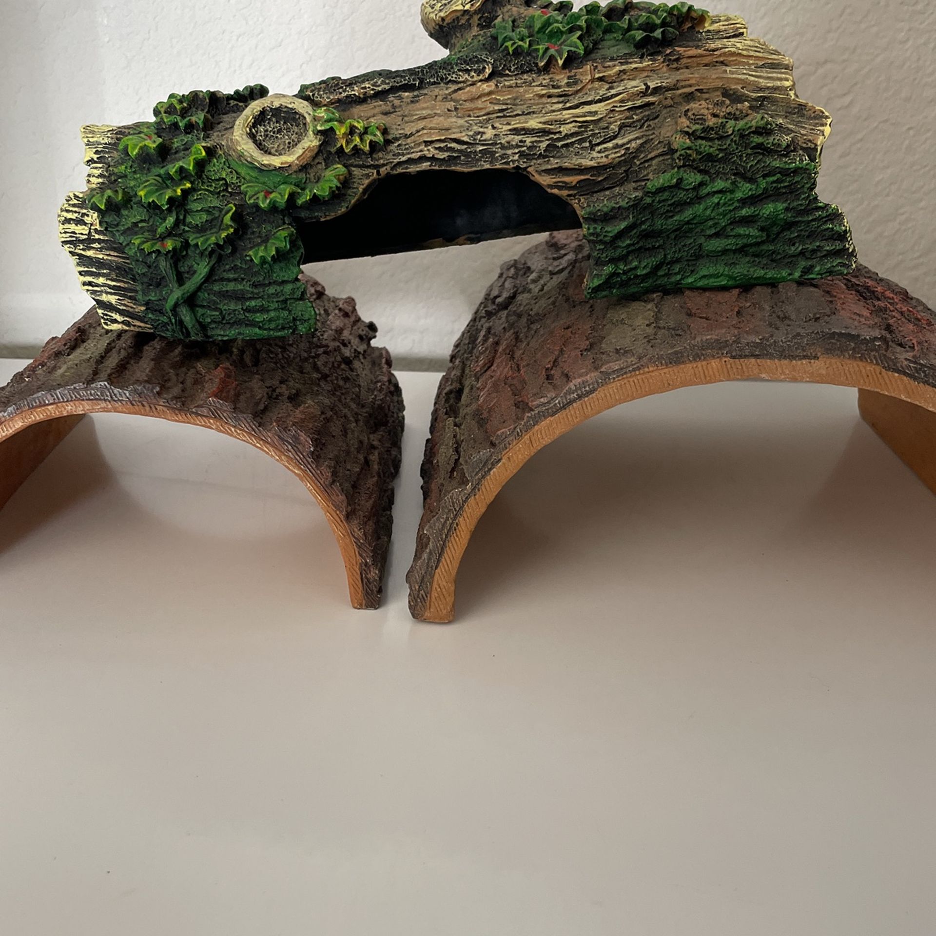 HIDES/CAVES