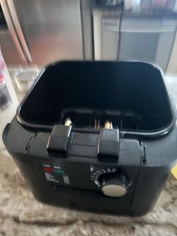 Black Electric Deep Fryer
