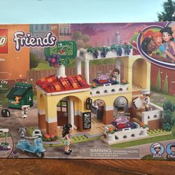 LEGO Friends Heartlake City Restaurant 