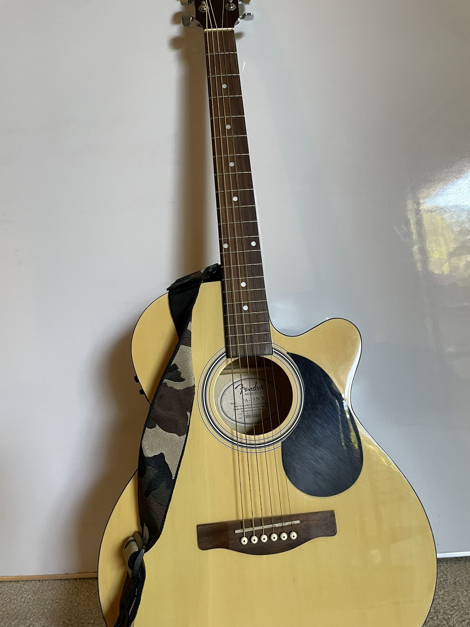 Fender Guitar