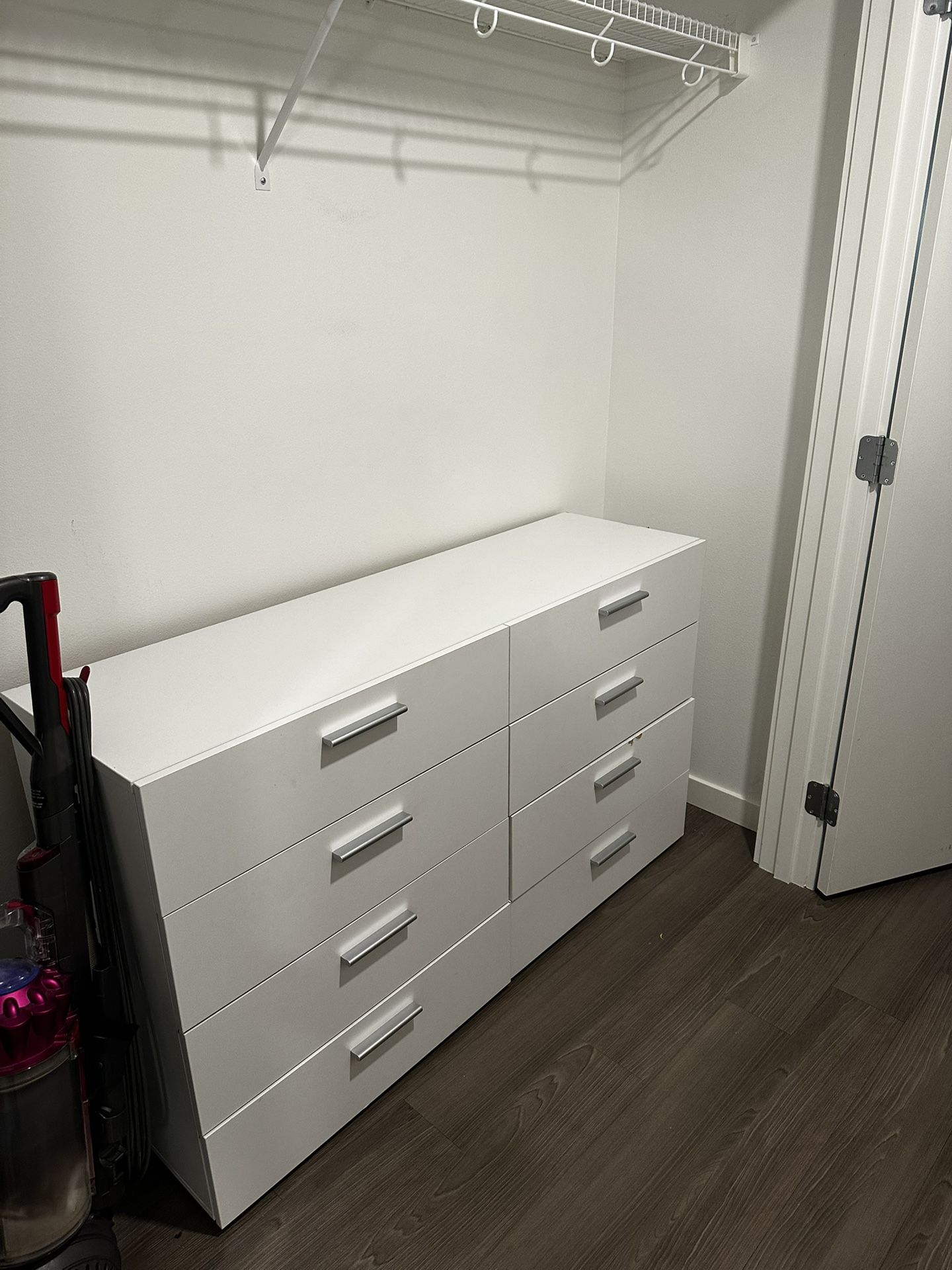 Damaged: Gianna 8 Drawer Double Dresser