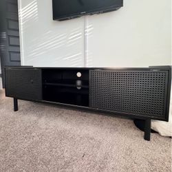 📺 Modern Black TV Stand / Media Console – $120