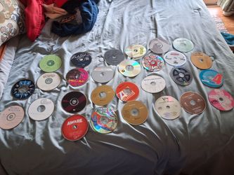 28 CD's - various artists, no cases