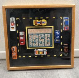  TRUE VINTAGE 1968 HOT WHEELS MATCHBOX SHADOWBOX COLLECTABLE FRAMED - ORIGINAL REDLINE ERA DISPLAY