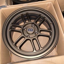15x7 ET35 4x100 wheels fit Honda Civic, Mazda Miata, Toyota Corolla, and VW Polo, 73.1 CB
