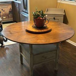 Round Kitchen Table Needs To Go ASAP Make Offer