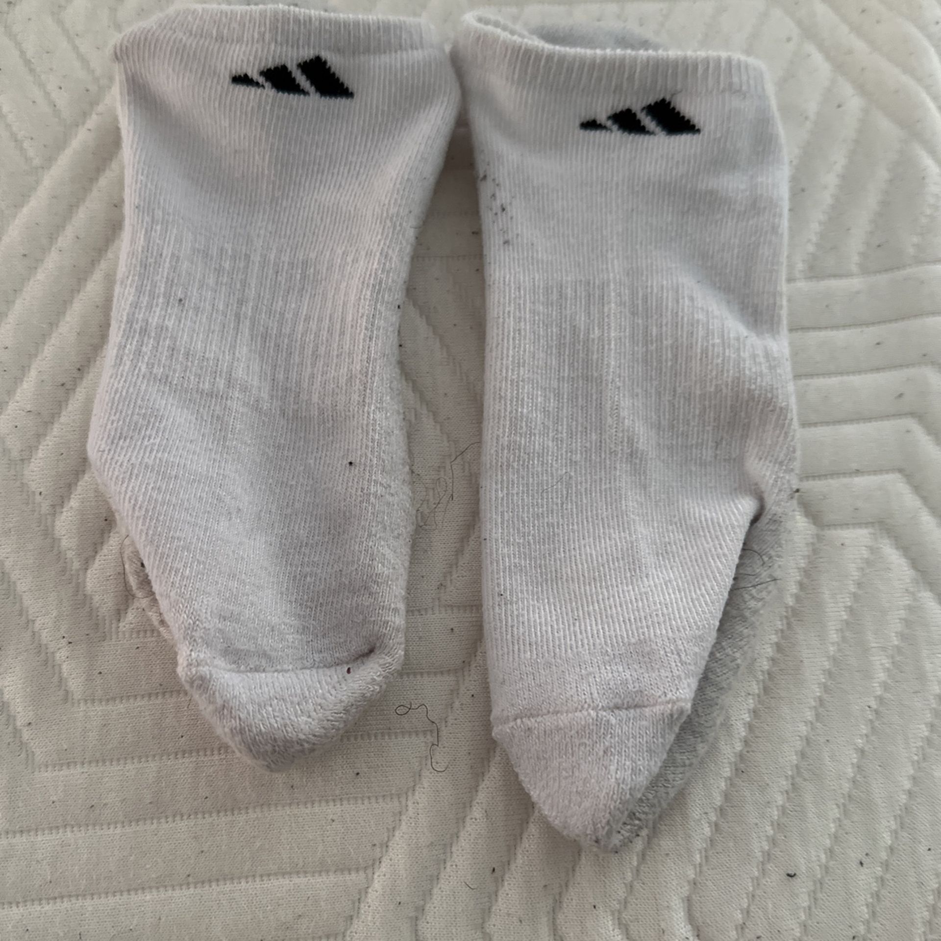 White Adidas Socks (7 Pack)