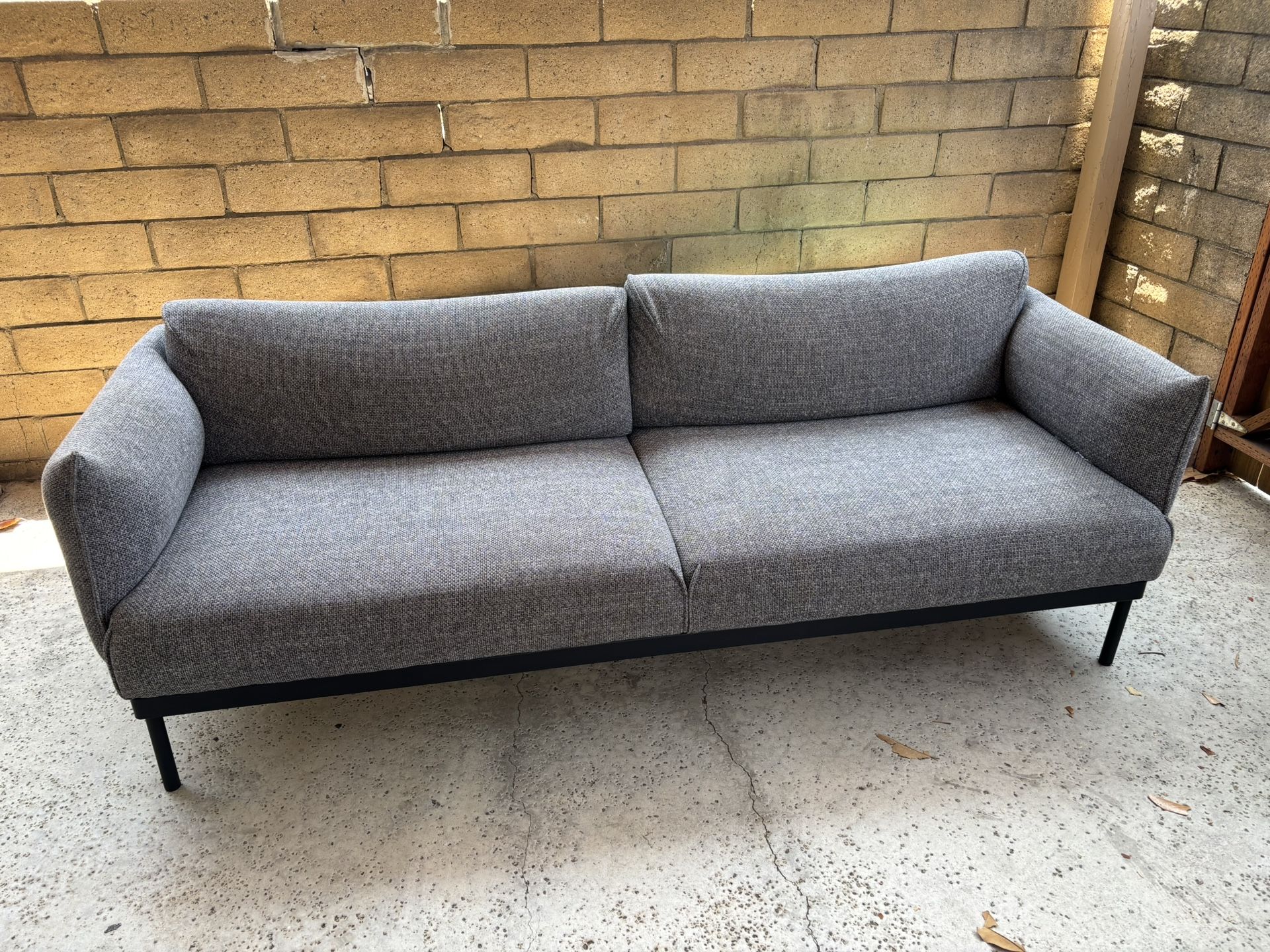 Applaryd Couch