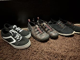 Boys Shoes Size 5-6