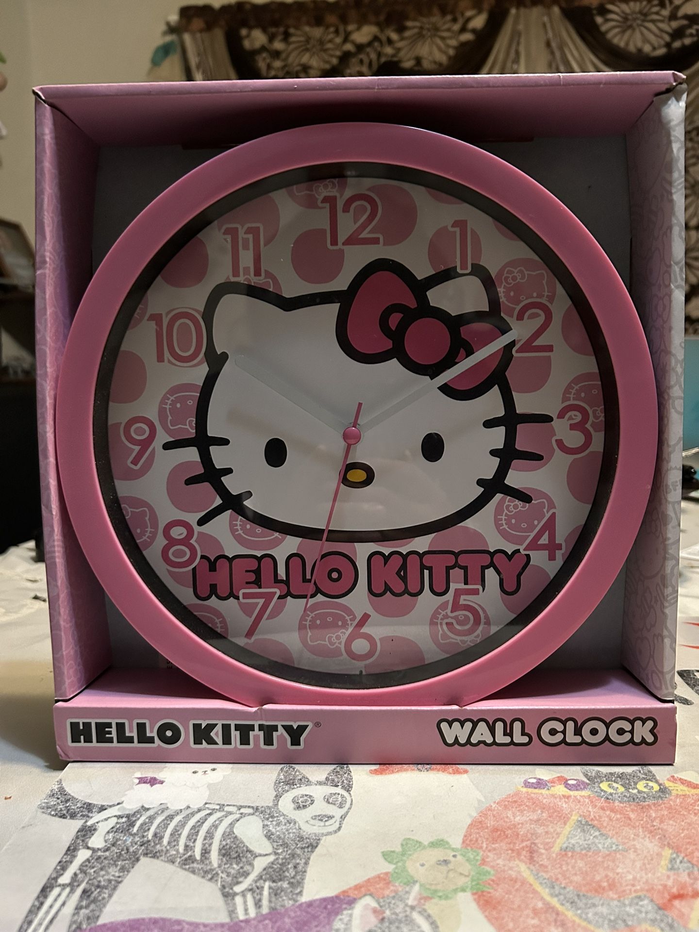 Sanrio Hello Kitty Clock