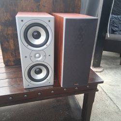 Polkaudio Monitor 40