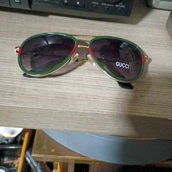 GUCCI  " AVIATOR"  SUNGLASSES