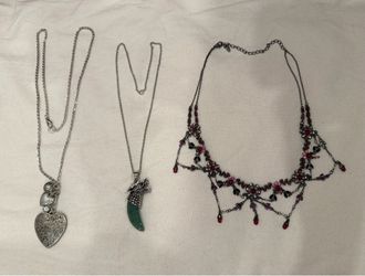 Lot 3 Necklace