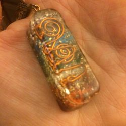 ####Glass Gemstone Shells Charm####