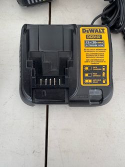 DeWalt 20V Charger