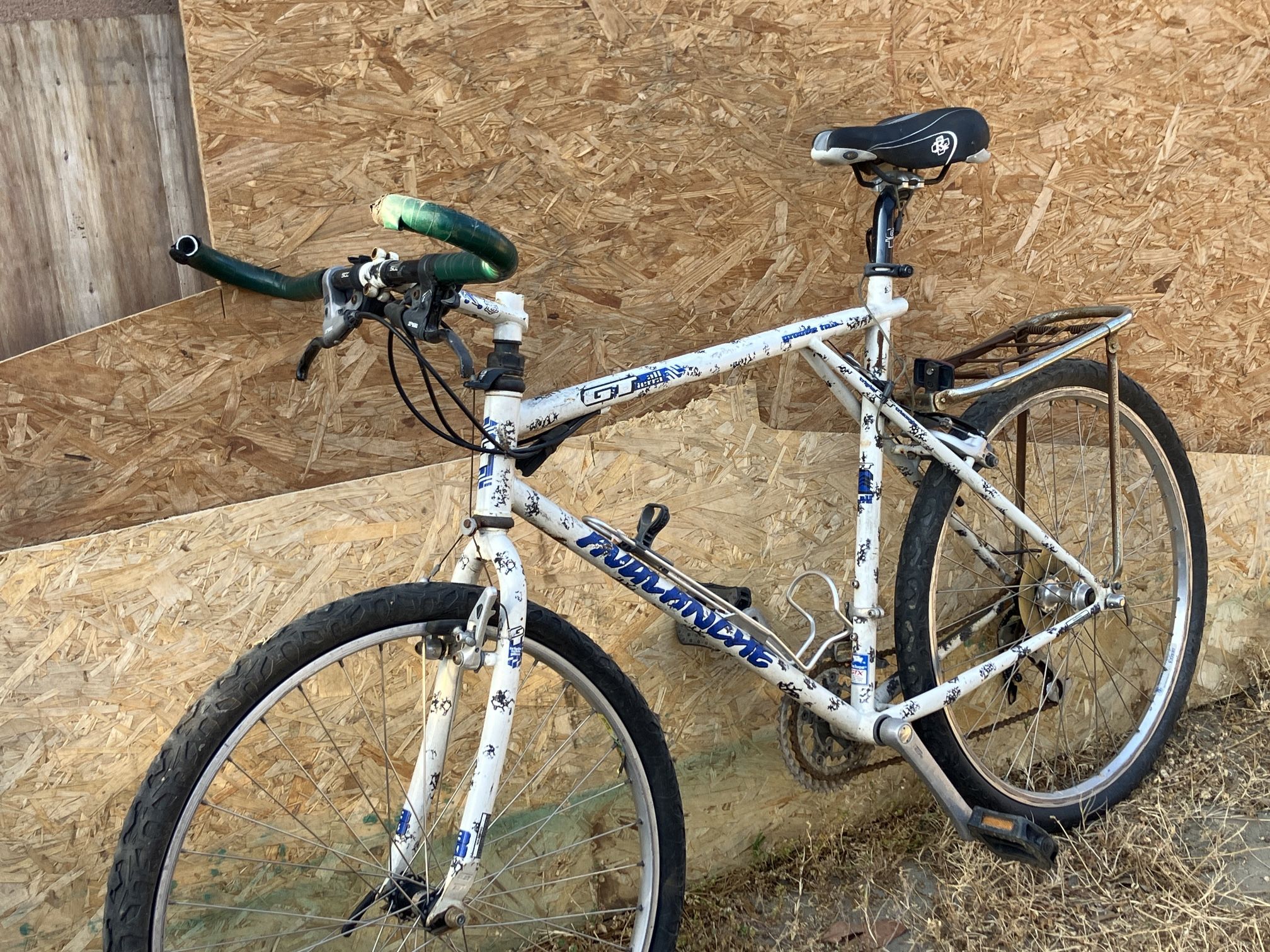 GT mountain bike bicycle