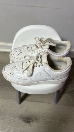 Nike Court Vision sneakers size 9.5