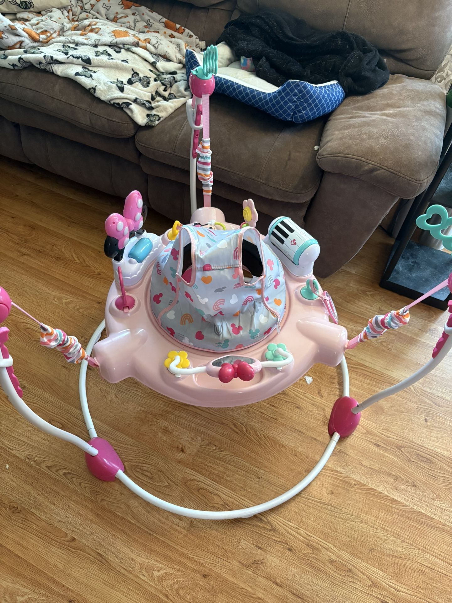 minnie mouse bouncer.