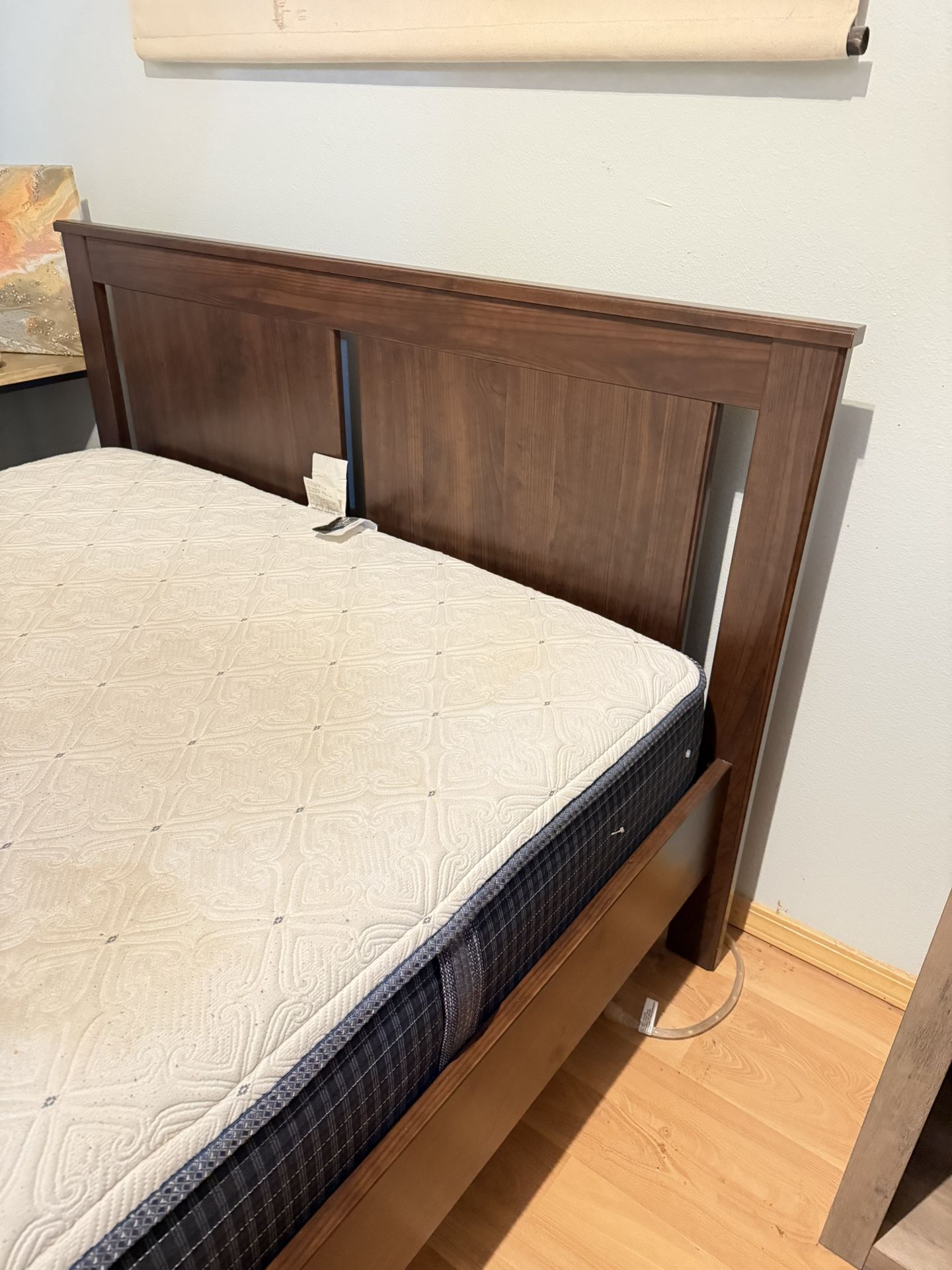 Full Size Bed Frame With Mattress
