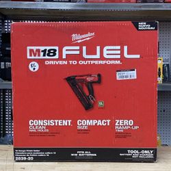 Milwaukee M18 FUEL 18-Volt Lithium-Ion Brushless Cordless Gen II 15-Gauge Angled Finish Nailer (Tool-Only)