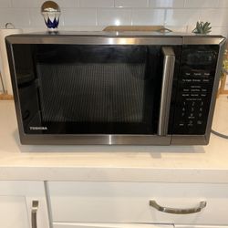 Toshiba Microwave 
