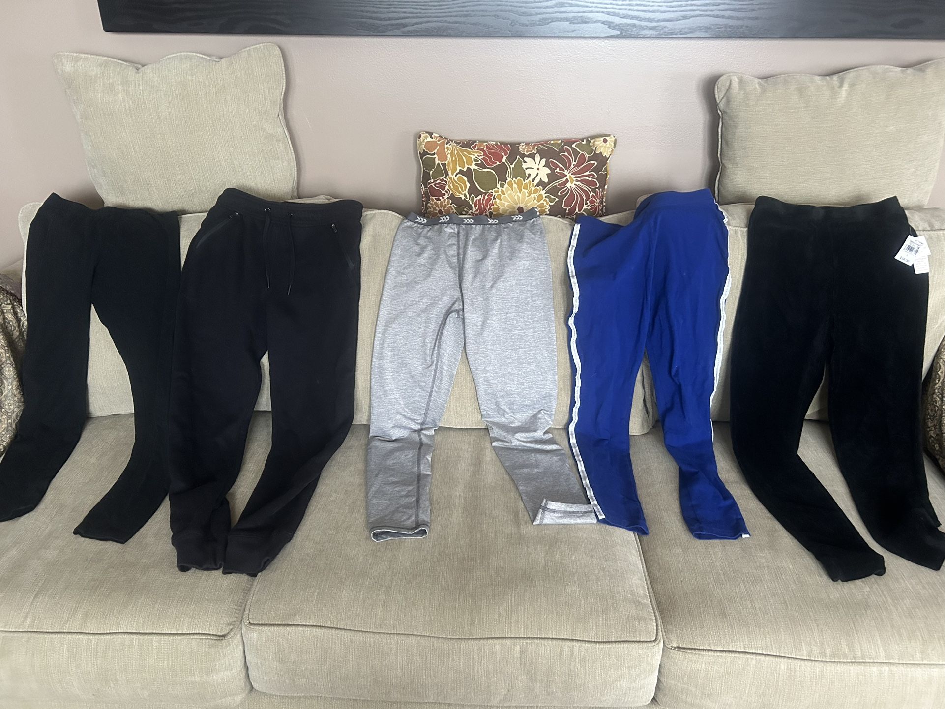 Girls Size 10/12 Joggers And Leggings
