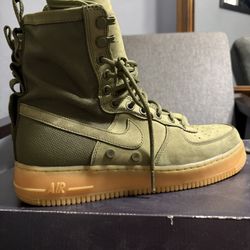 Nike Air Force 1 Special Field