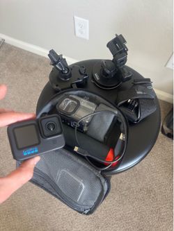 GoPro Hero 11 (Black) + Accessories