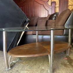 Coffee Table & 2 End Tables, Chrome Legs And Glass Tops 