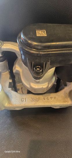 Automotive Brake Caliper with Electric Motor