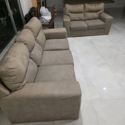 Sofa Set