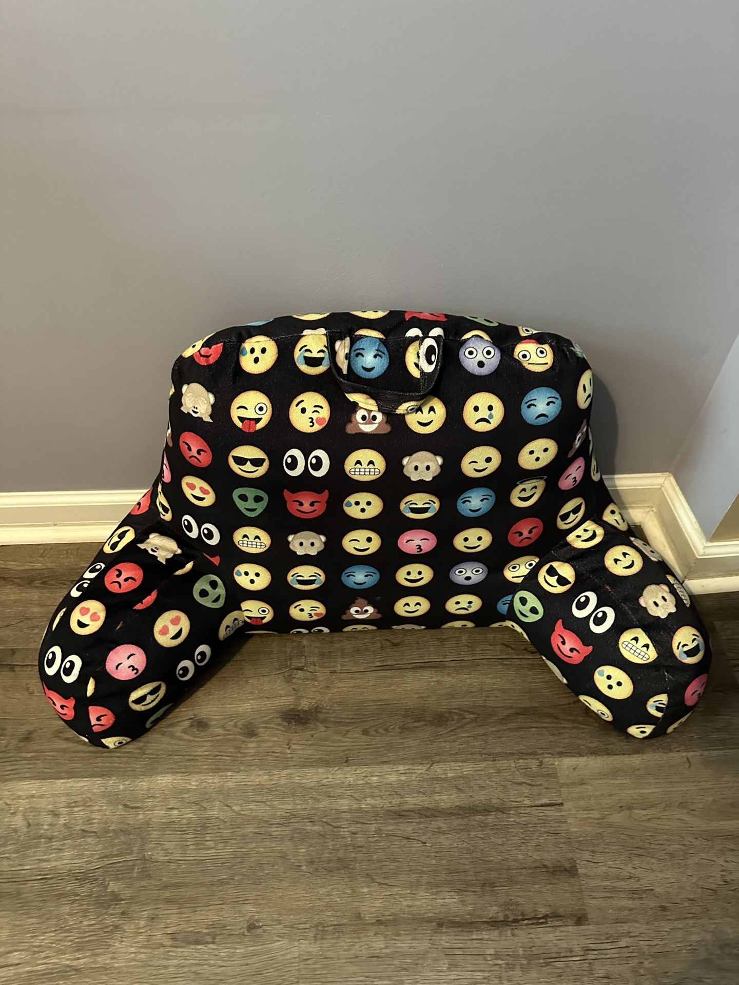 Emoji Back Pillow/cushion 