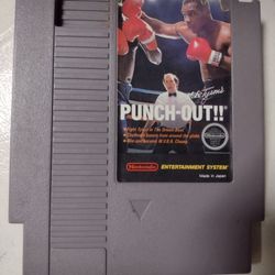 Mike Tyson's Punch Out Nintendo Game