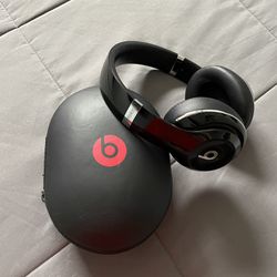 Beats by Dr. Dre Beats Studio 2 Wireless Over-Ear Headphones - Gloss Black