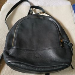 M A R G O T New York Classic 100% Level Backpack Regular $175 It's In Excellent Condition Only Carry One Time