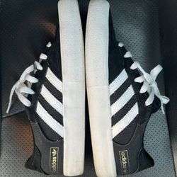 Adidas Matchbreak 8M