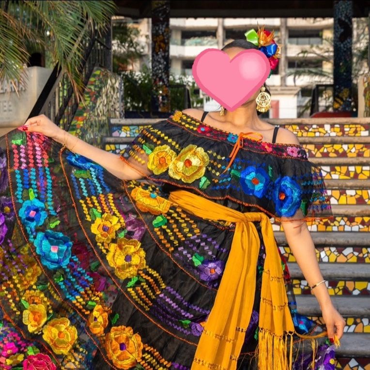 Mexican Folklorico Dress Authentic Colorful Chiapas Style. Custome Made Hand Embroidery Couples Outfit/costume/Halloween/quinceanera