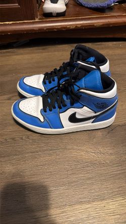Jordan 1 Signal Blue Size 7.5 Men