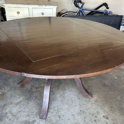 Solid Wood Kitchen table & Chairs With Folding Edges. 