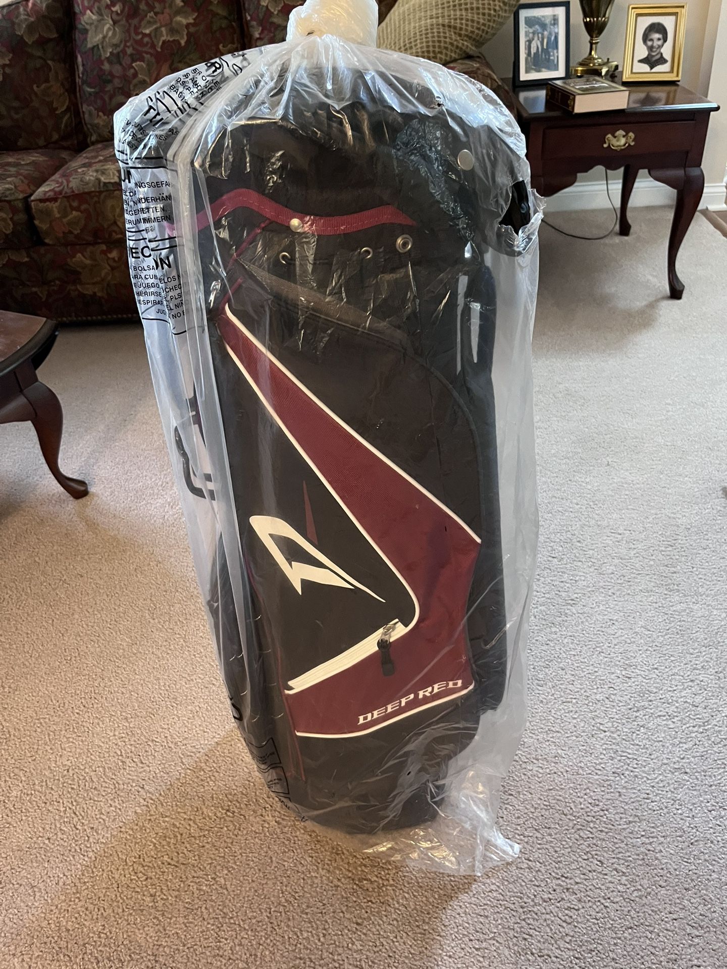 Brand new Wilson Deep Red Golf Bag For Carts