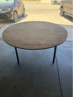 Round table