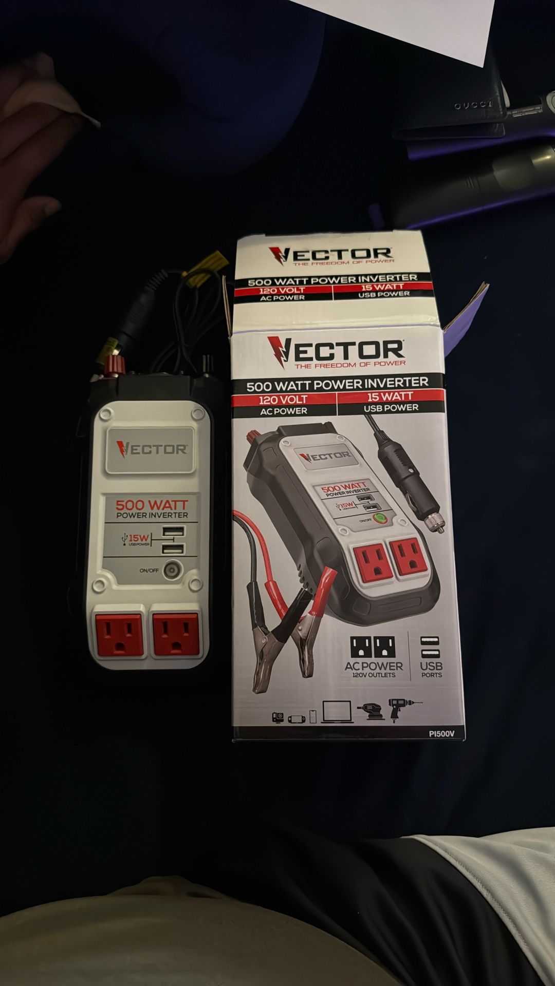 VECTOR 500 Watt Power Inverter, Dual Power Inverter, Two USB Charging Ports