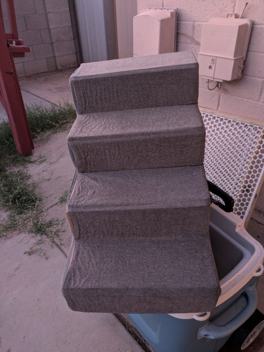 Dog Stairs 